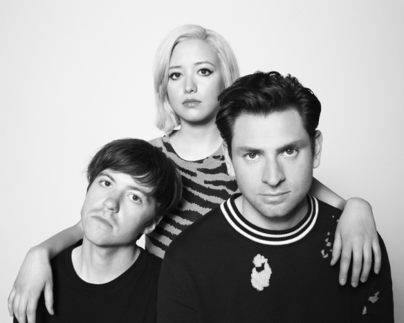 Lo Moon support London Grammar at Manchester Apollo