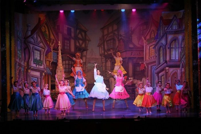 Manchester family - Beauty and the Beast - image credit David Munn Photography 2