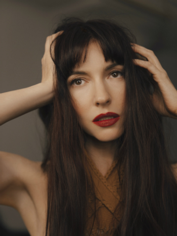 Chrysta Bell credit Elias Tahan